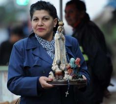 Foto de la galería: Fátima convocó a miles de sus hijos en la tradicional peregrinación