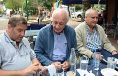 Foto de la galería: Los incansables voluntarios de Techo, Diego Latorre y nuestros amigos de siempre
