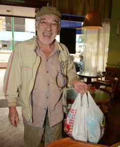 Foto de la galería: Los incansables voluntarios de Techo, Diego Latorre y nuestros amigos de siempre
