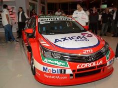 Foto de la galería: Matías Rossi, bien acompañado, en Toyomi