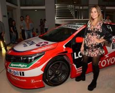 Foto de la galería: Matías Rossi, bien acompañado, en Toyomi