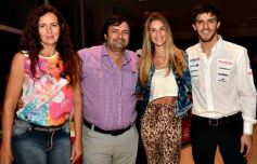 Foto de la galería: Matías Rossi, bien acompañado, en Toyomi