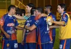 Foto de la galería: No hay mal que dure cien años: Crucero volvió a ganar