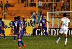 Foto de la galería: No hay mal que dure cien años: Crucero volvió a ganar