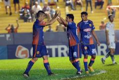 Foto de la galería: No hay mal que dure cien años: Crucero volvió a ganar