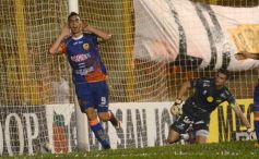 Foto de la galería: No hay mal que dure cien años: Crucero volvió a ganar