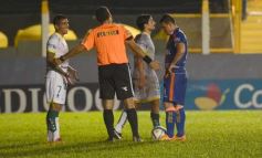 Foto de la galería: No hay mal que dure cien años: Crucero volvió a ganar