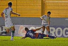 Foto de la galería: No hay mal que dure cien años: Crucero volvió a ganar