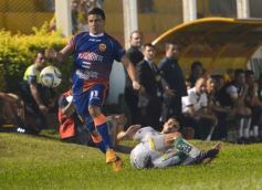 Foto de la galería: No hay mal que dure cien años: Crucero volvió a ganar