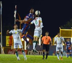Foto de la galería: No hay mal que dure cien años: Crucero volvió a ganar