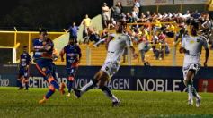 Foto de la galería: No hay mal que dure cien años: Crucero volvió a ganar