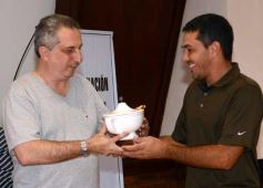 Foto de la galería: Hugo Passalacqua entregó los trofeos a los destacados de la Copa Tiger