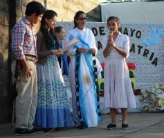 Foto de la galería: Recrearon la gesta de Mayo en el Colegio del Carmen