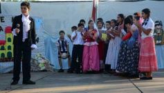 Foto de la galería: Recrearon la gesta de Mayo en el Colegio del Carmen