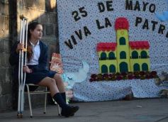 Foto de la galería: Recrearon la gesta de Mayo en el Colegio del Carmen