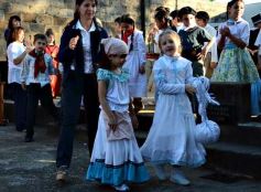 Foto de la galería: Recrearon la gesta de Mayo en el Colegio del Carmen