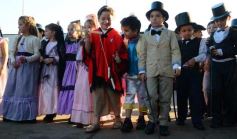 Foto de la galería: Recrearon la gesta de Mayo en el Colegio del Carmen