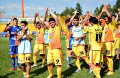 Foto de la galería: El Colectivero se despertó y lo liquidó al Santo