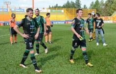 Foto de la galería: El Colectivero se despertó y lo liquidó al Santo