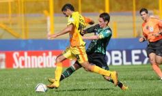 Foto de la galería: El Colectivero se despertó y lo liquidó al Santo