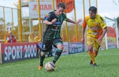 Foto de la galería: El Colectivero se despertó y lo liquidó al Santo