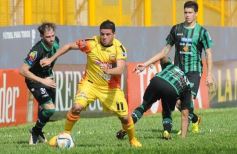 Foto de la galería: El Colectivero se despertó y lo liquidó al Santo