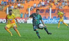 Foto de la galería: El Colectivero se despertó y lo liquidó al Santo