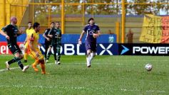 Foto de la galería: El Colectivero se despertó y lo liquidó al Santo