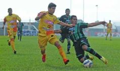 Foto de la galería: El Colectivero se despertó y lo liquidó al Santo