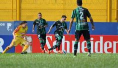 Foto de la galería: El Colectivero se despertó y lo liquidó al Santo