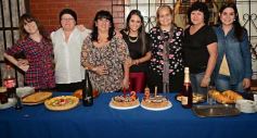 Foto de la galería: Silvina Dávalos festejó el cumple con su gente querida