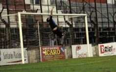Foto de la galería: Guaraní empató con All Boys en un partido pasado por agua