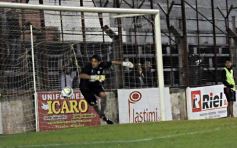 Foto de la galería: Guaraní empató con All Boys en un partido pasado por agua
