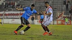 Foto de la galería: Guaraní empató con All Boys en un partido pasado por agua