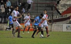 Foto de la galería: Guaraní empató con All Boys en un partido pasado por agua