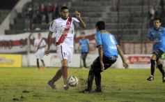 Foto de la galería: Guaraní empató con All Boys en un partido pasado por agua