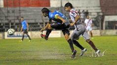 Foto de la galería: Guaraní empató con All Boys en un partido pasado por agua