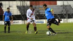 Foto de la galería: Guaraní empató con All Boys en un partido pasado por agua