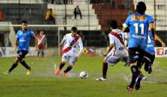 Foto de la galería: Guaraní empató con All Boys en un partido pasado por agua