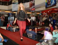 Foto de la galería: ETAM mostró su colección otoño-invierno en el shopping