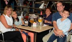 Foto de la galería: ETAM mostró su colección otoño-invierno en el shopping