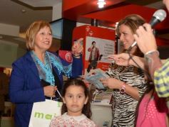 Foto de la galería: ETAM mostró su colección otoño-invierno en el shopping