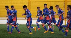 Foto de la galería: Crucero, de pretemporada, enfrentó a Nacional de Paraguay