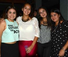 Foto de la galería: Noche de sábado: buena compañía, música y diversión en El Fogón.