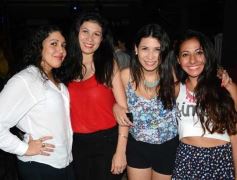 Foto de la galería: Noche de sábado: buena compañía, música y diversión en El Fogón.