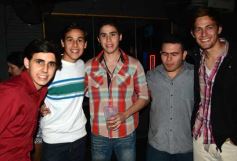 Foto de la galería: Noche de sábado: buena compañía, música y diversión en El Fogón.