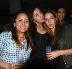 Foto de la galería: Noche de sábado: buena compañía, música y diversión en El Fogón.