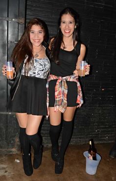 Foto de la galería: Noche de sábado: buena compañía, música y diversión en El Fogón.