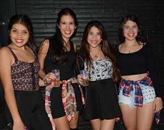 Foto de la galería: Noche de sábado: buena compañía, música y diversión en El Fogón.