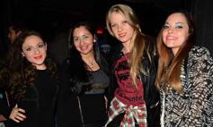 Foto de la galería: Noche de sábado: buena compañía, música y diversión en El Fogón.